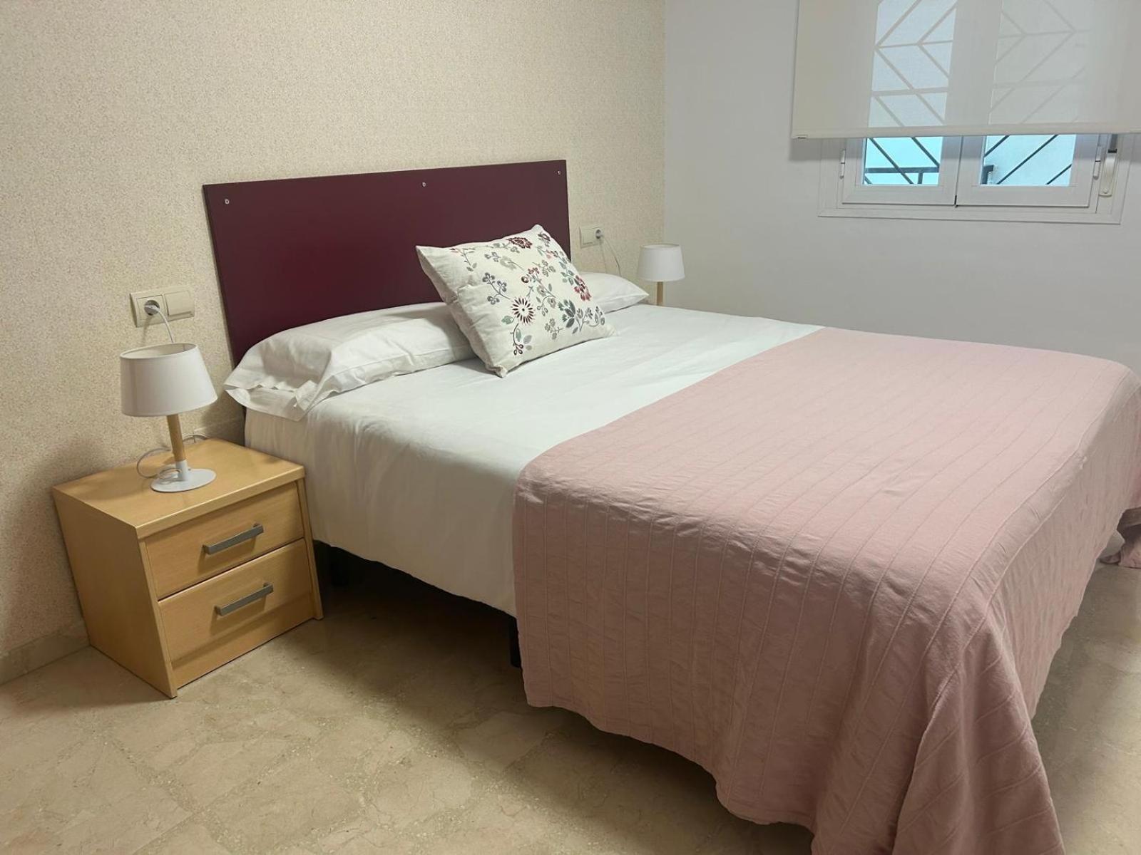 Maravilloso Apartamento En Primera Linea De Playa Con Vistas Al Mar En Caleta De Velez 2 D Exterior photo